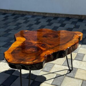 Masă de cafea din nuc cu rășină – blat 8 cm