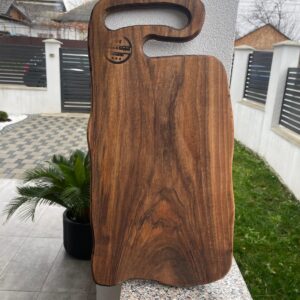 Tocator din lemn de nuc – Handmade, dimensiuni 50 x 30 cm
