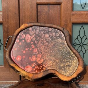 Tocător și platou rondea de nuc cu rășină și mânere din fier forjat