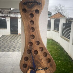 Tavă de Șhout din Lemn de Nuc cu Rășină și Mânere din Fier Forjat – Handmade, Unicat