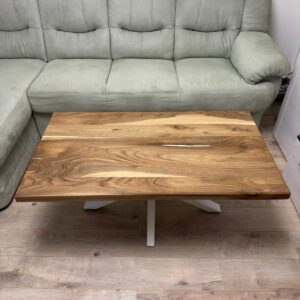 Masă de cafea din nuc cu rășină albă și picioare Spider – model unicat 110 cm