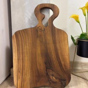 Tocător din lemn de nuc cu rășină epoxidică turcoaz 55x37x2 cm