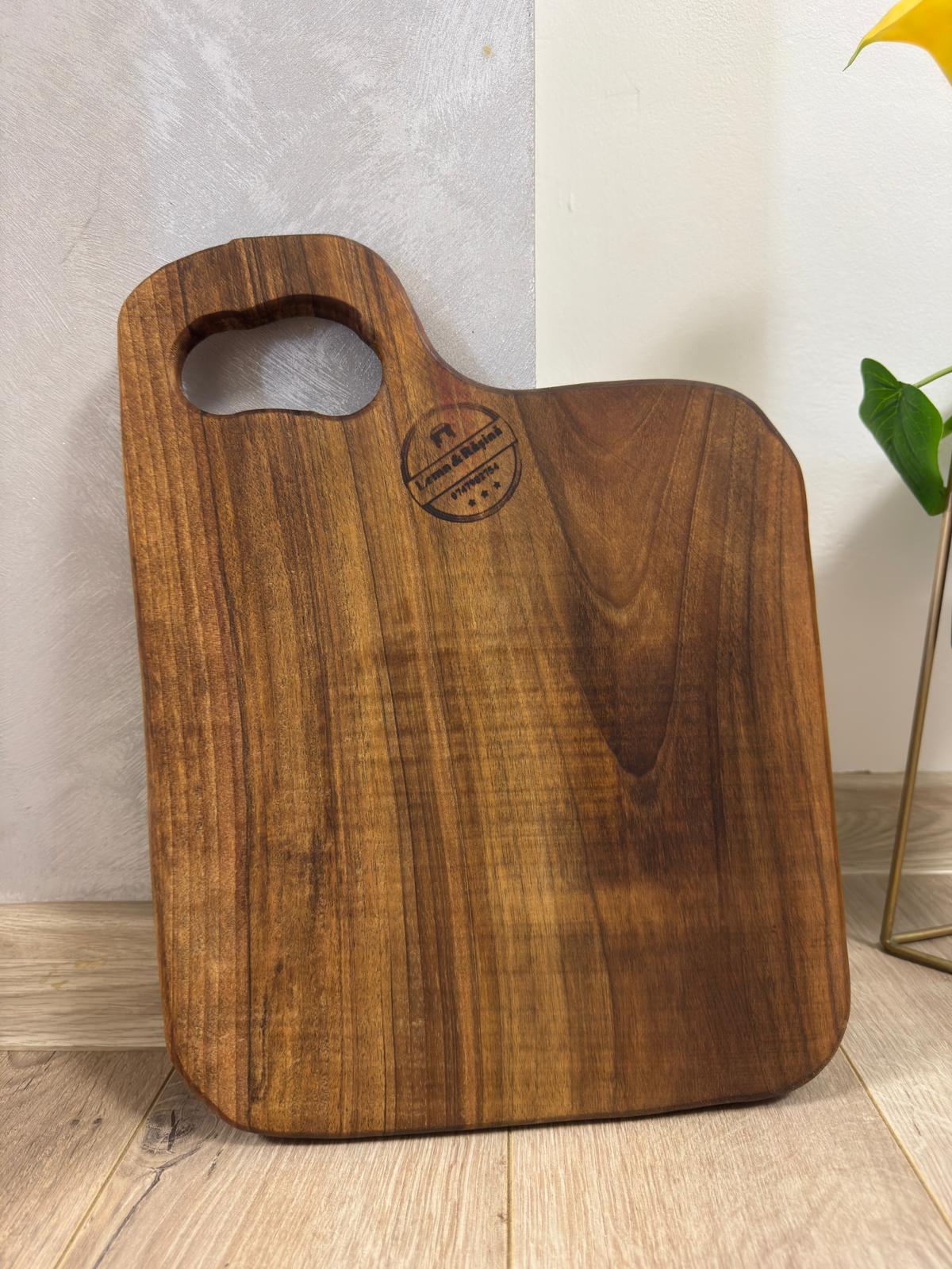 Tocător din lemn masiv de nuc 38x29x2 cm