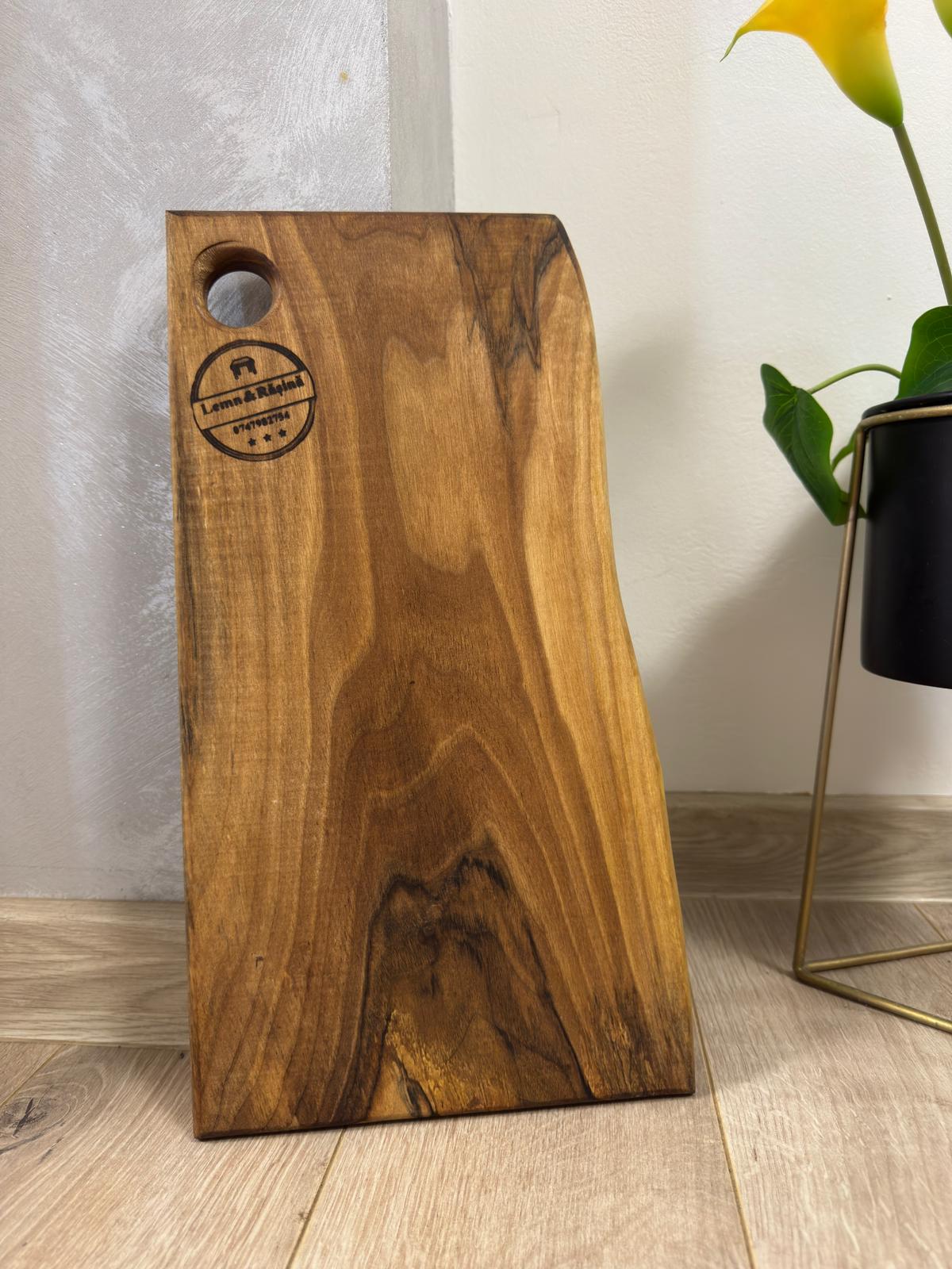 Tocător din lemn masiv de nuc 40x20x2 cm