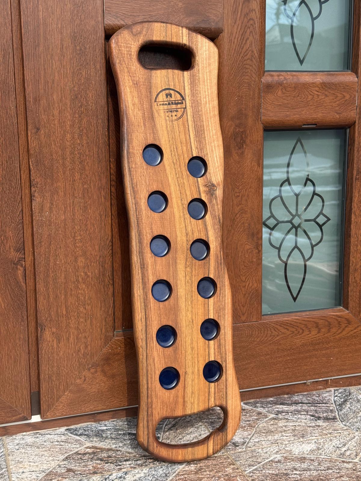 Tavă pentru shot-uri cu rășină epoxidică – 12 gauri – 69x16x2 cm - imagine 4