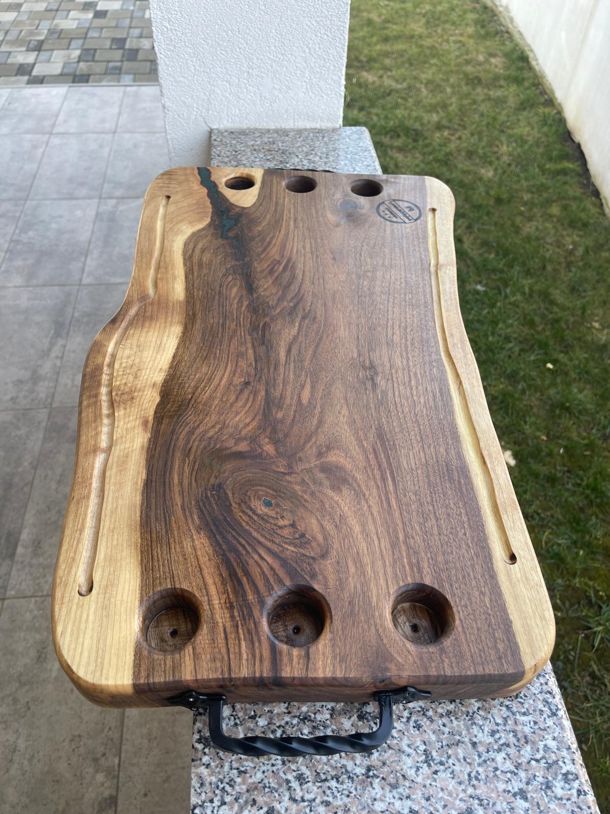 Platou din nuc cu 6 shot-uri + CADOU Tocător Harta României – 70x35 cm - imagine 5