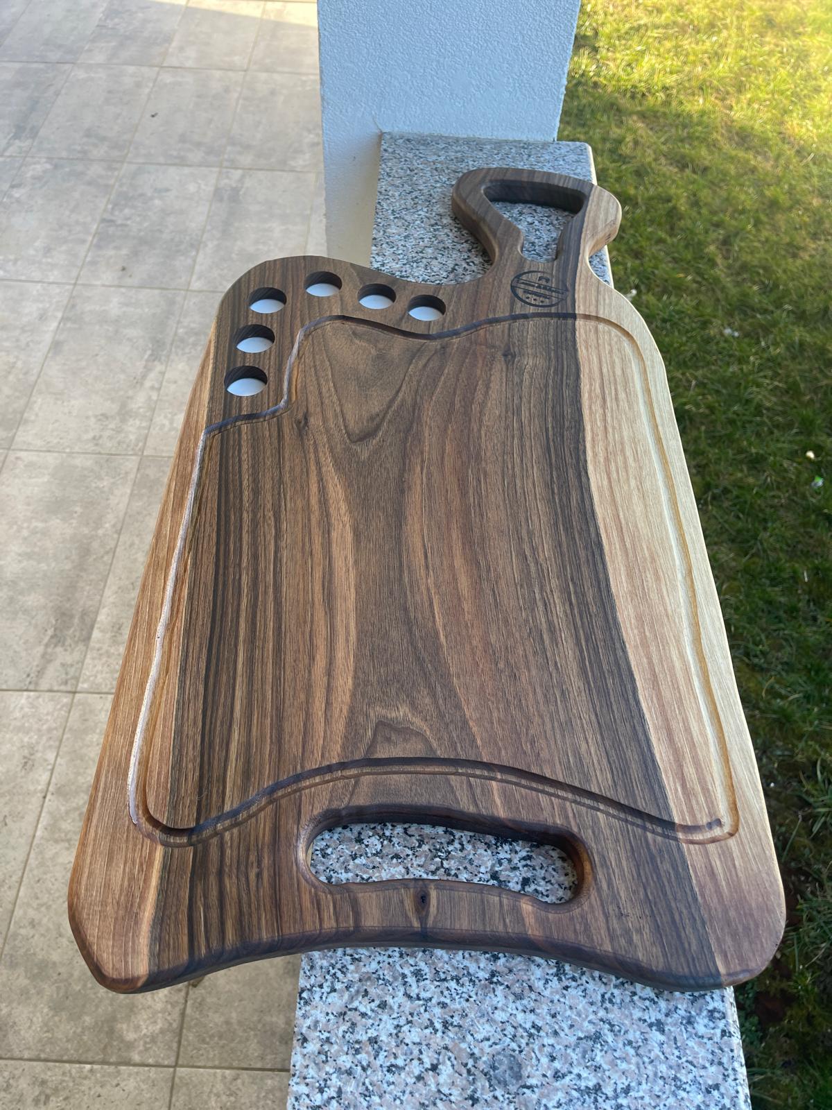 Platou din Lemn de Nuc cu Rășină Epoxidică – Suport 6 Shot-uri & Canal de Scurgere – 80x40 cm - imagine 4