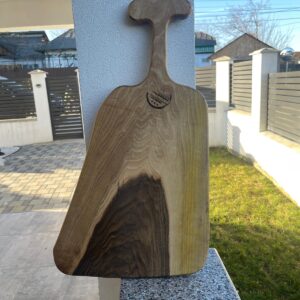 Platou Premium din Lemn Masiv de Nuc – Tocător / Platou Servire cu Mâner – 60x30 cm