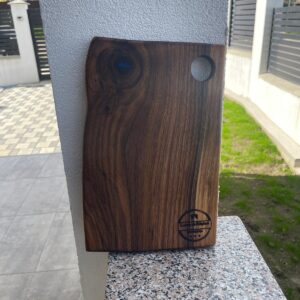 Tocător din nuc masiv premium – 32x20 cm