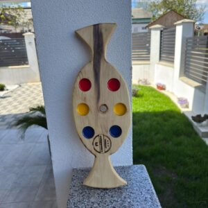 Tavă de Shoturi Handmade din Lemn de Nuc – 6 Shoturi – 45x16 cm