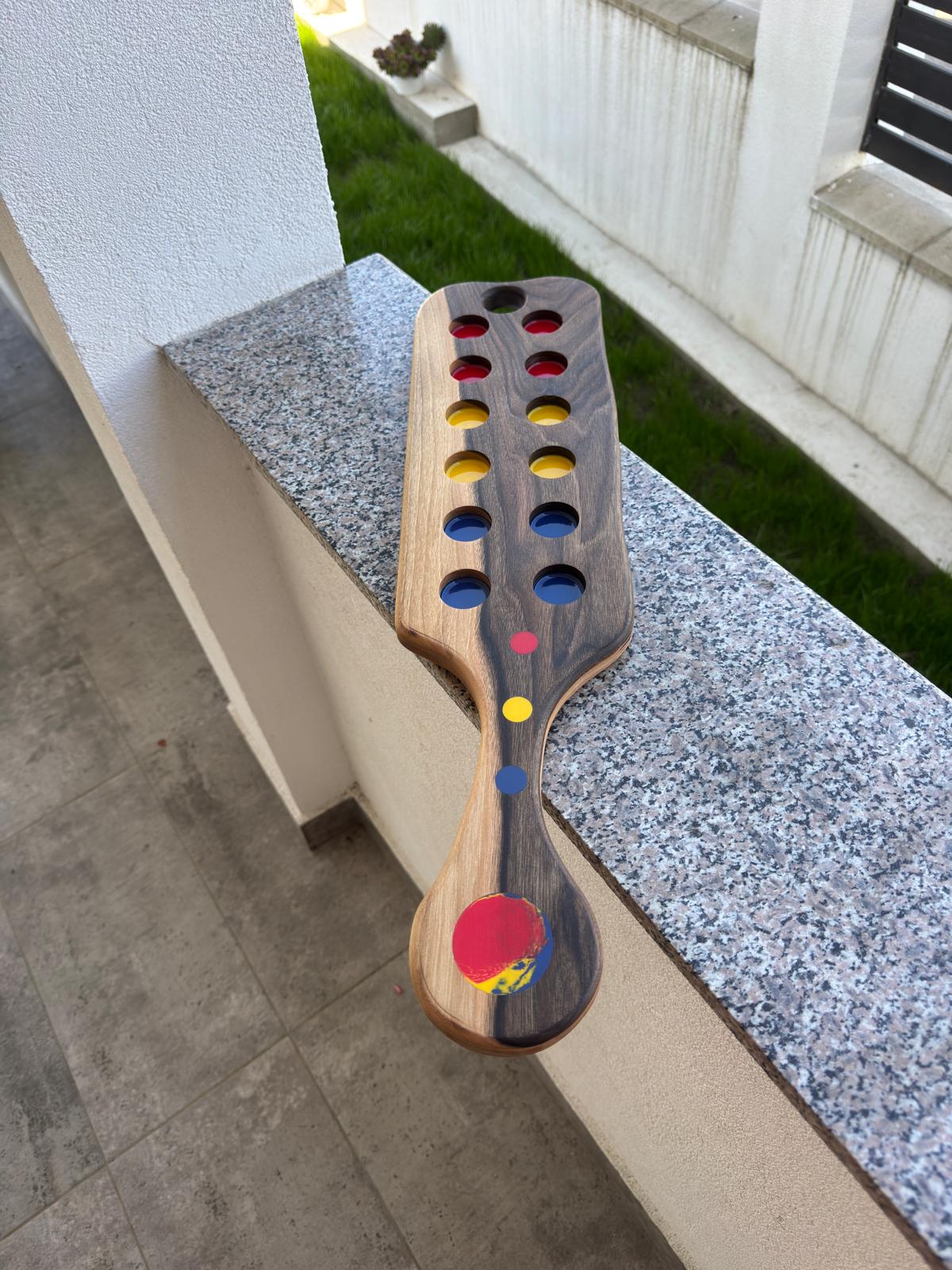 Tavă de Shoturi Handmade din Lemn de Nuc – 12 Shoturi – 64x16 cm - imagine 3