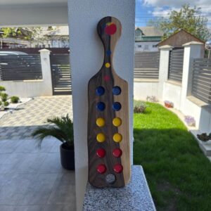 Tavă de Shoturi Handmade din Lemn de Nuc – 12 Shoturi – 64x16 cm