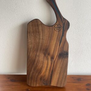 Tocător Premium din Lemn Masiv de Nuc cu Rășină Fosforescentă Albastră 68x30 cm