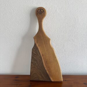 Tocător din lemn de nuc masiv – 57x21 cm