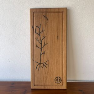 Platou Servire din Stejar cu Rășină Neagră – 61x28x3 cm