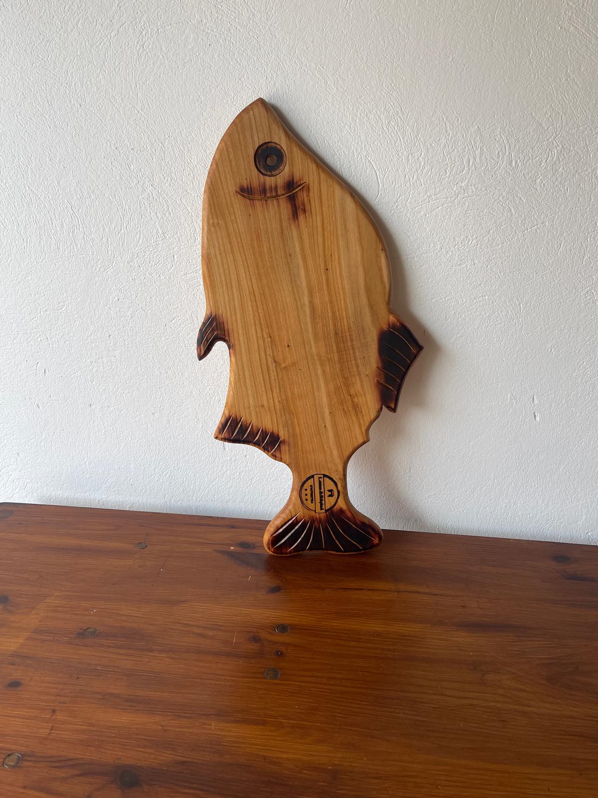 Platou din Lemn de Arin în Formă de Pește – 56x23 cm - imagine 2