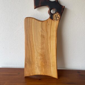 Tocător din Lemn de Arin cu Mâner Rustic – 65x27 cm