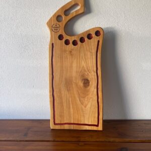 Platou Servire Elegant cu Rășină Vișinie și 6 Shot-uri – 79x33x2 cm