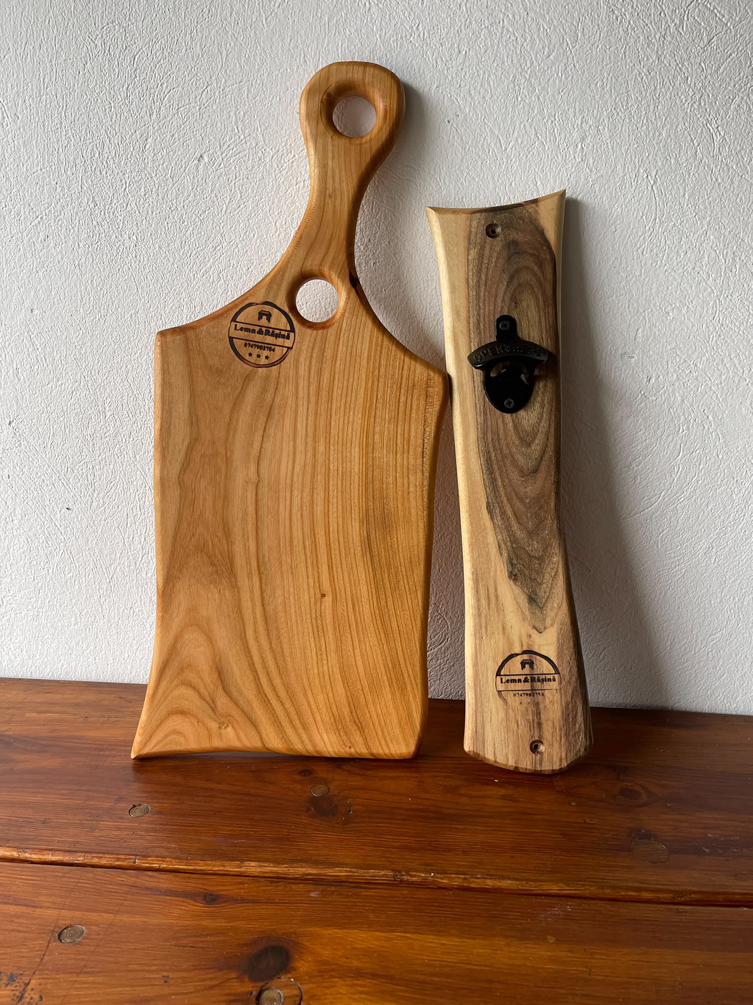 Set Tocător din Lemn + Desfăcător de Bere Handmade - imagine 3